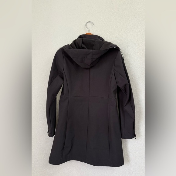 Design Collective Black Hooded Waterproof Outdoor Winter Jacket Women’s Size XS - Picture 7 of 8